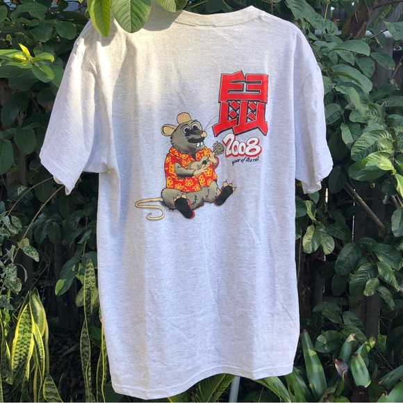 NWOT 2008 Year of the Rat Hawaiian Ukulele & Slippahs - Gray Shirt - Large - Picture 4 of 9